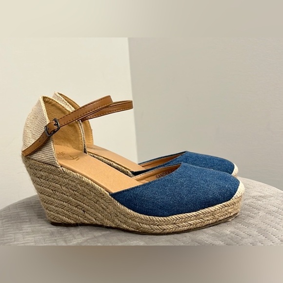 Shoes - Blue and Tan Wedge Shoes